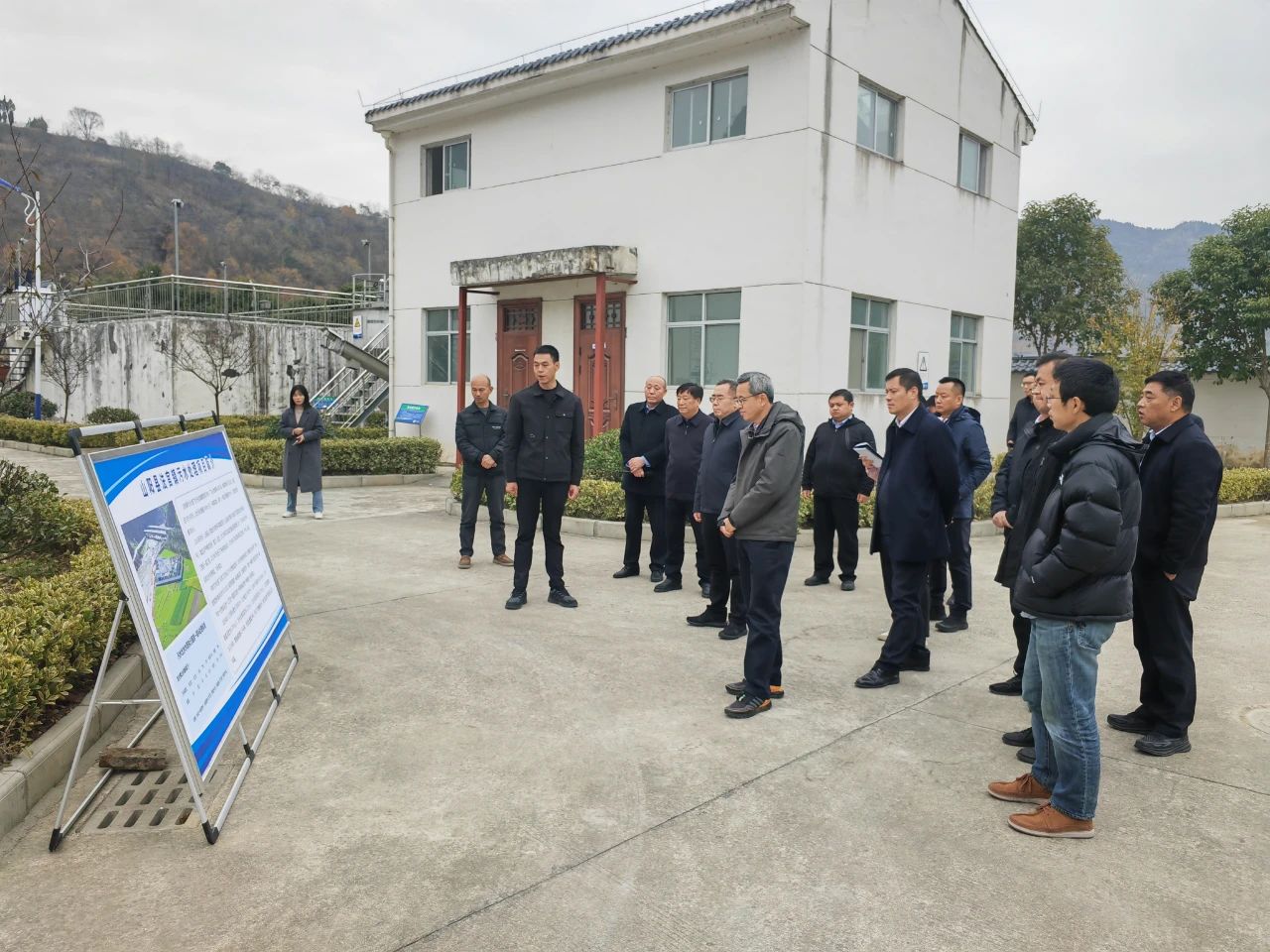 国家生长刷新委区域司副司长刘强到水情形公司法官镇污水处置惩罚厂调研指导 国家生长刷新委区域司副司长刘强到水情形公司法官镇污水处置惩罚厂调研指导